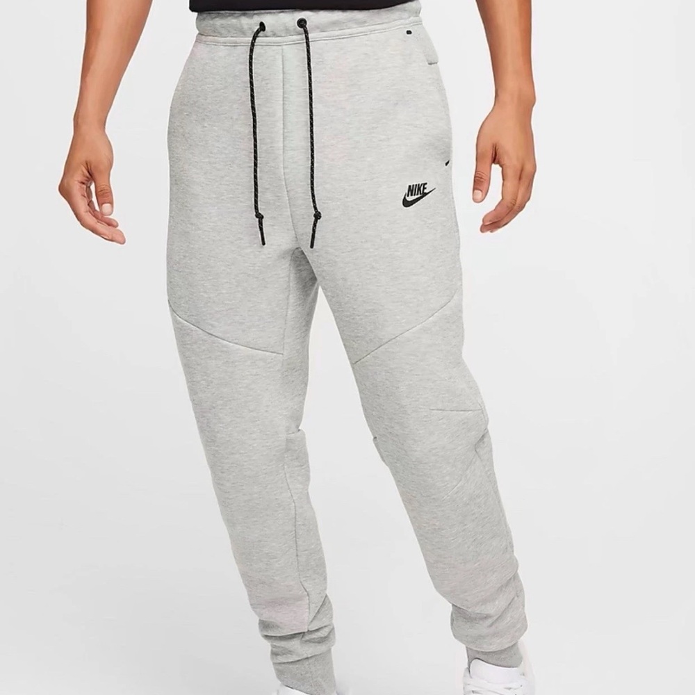 Men’s Nike Tech Fleece Slim Fit Tapered Joggers Gray CU4495-063 Size XXL NEW